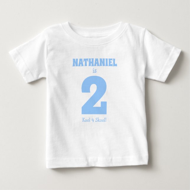 Camiseta Para Bebê Segundo aniversário Engraçado de Menino com Nome M (Frente)