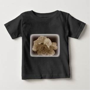 Camiseta Para Bebê Sepia Rose Bouquet