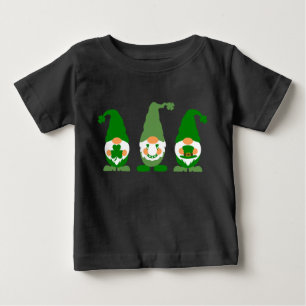 Camiseta Para Bebê Shamrocks - Um Símbolo da Sorte Irlandesa