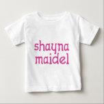 Camiseta Para Bebê Shayna Maidel<br><div class="desc">T,  onsies,  botões,  ímãs e mais para seu maidel do shayna. Todos os produtos são customizáveis: mude o produto,  cor do backgournd,  adicione uma beira,  ou faça uns cartões de fotos. O presente perfeito de Chanukah!</div>