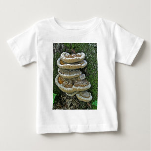 Camiseta Para Bebê Shelf Fungi em Stump