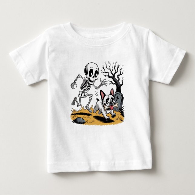 Camiseta Para Bebê Skeleton vs French Bulldog – Funny Halloween Chase (Frente)