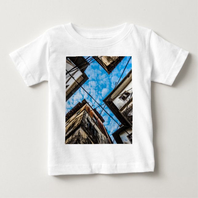Camiseta Para Bebê Sky Over Stonetown, Zanzibar (Frente)