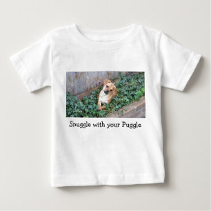 Camiseta Para Bebê Snuggle com seu t-shirt do bebê de Puggle