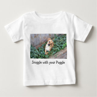Camiseta Para Bebê Snuggle com seu t-shirt do bebê de Puggle