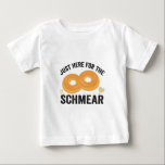 Camiseta Para Bebê Só Aqui Para O Pão De Chanucá Engraçado De Schmear<br><div class="desc">hanukkah, judeu, chanukah, menorah, dreidel, dom, aniversário, feriado, latino</div>