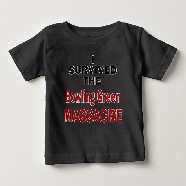 Camiseta Para Bebê Sobrevivente do Massacre Verde da boliche (Frente)
