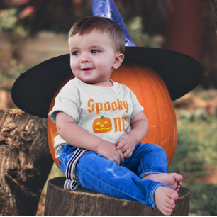 Camiseta Para Bebê Spooky One primeiro aniversario Baby T-Shirt