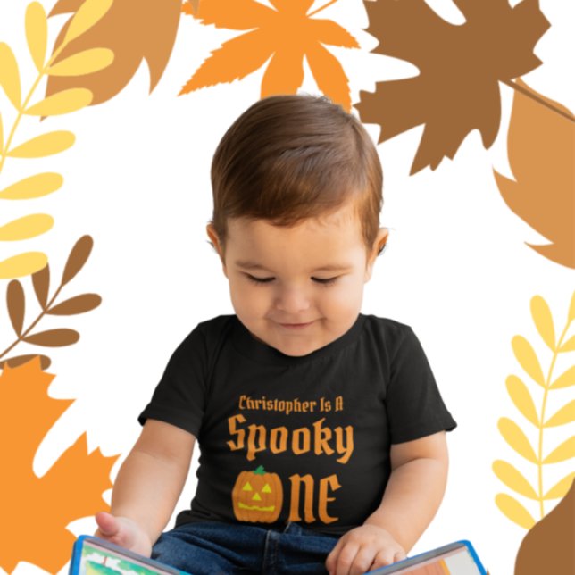 Camiseta Para Bebê Spooky Um primeiro aniversario (Criador carregado)