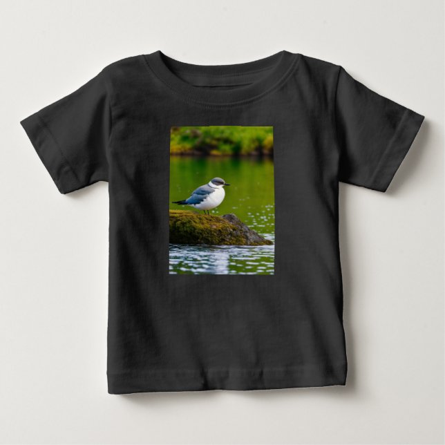 Camiseta Para Bebê Stillhet över horisonten (Frente)
