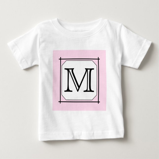 Camiseta Para Bebê Sua Carta. Monograma personalizado. Cor-de-rosa pr (Frente)