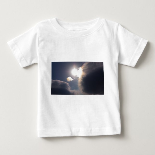 Camiseta Para Bebê Sundog Rainbow Cloud Burst Roupa e presentes (Frente)