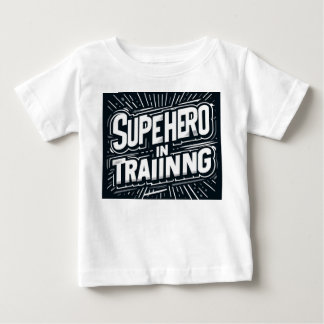 Camiseta Para Bebê Super-herói no treinamento