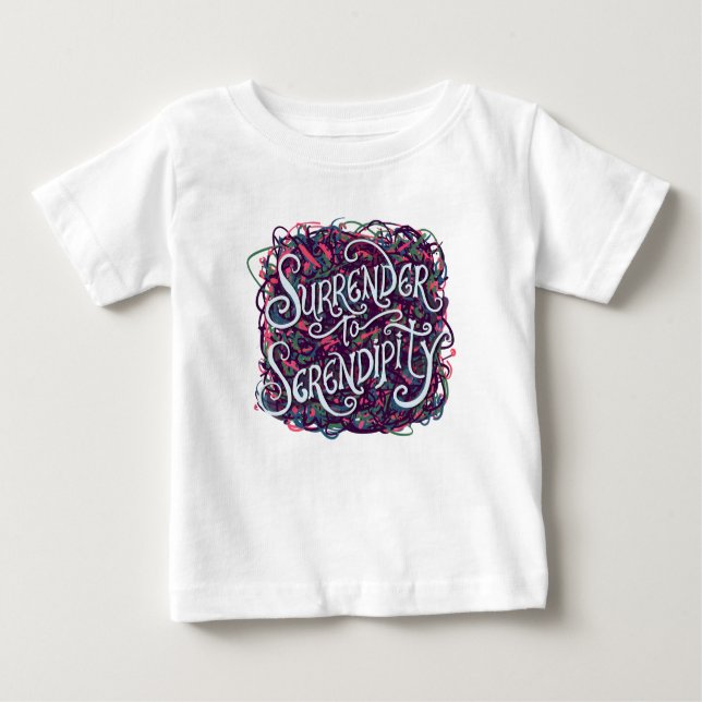 Camiseta Para Bebê Surrender to Serendipity (Frente)