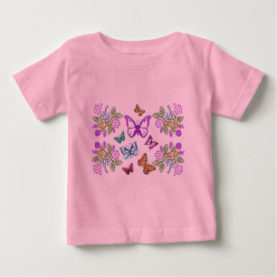 Camiseta Para Bebê T-shirt da criança das borboletas