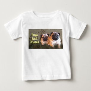 Camiseta Para Bebê T-shirt da criança dos Pugs e dos beijos
