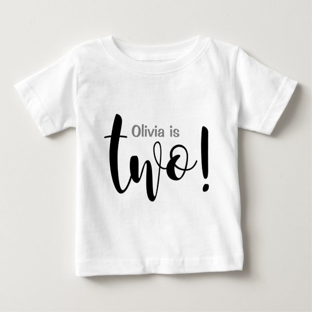Camiseta Para Bebê T-shirt para bebês de 2 anos de idade personalizáv (Frente)