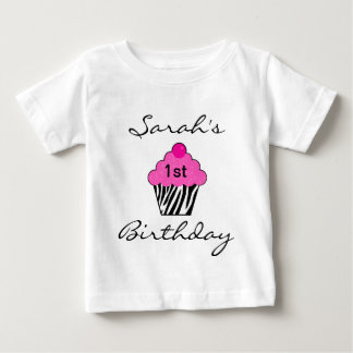 Camiseta Para Bebê T-shirt personalizada do Cupcake de aniversário