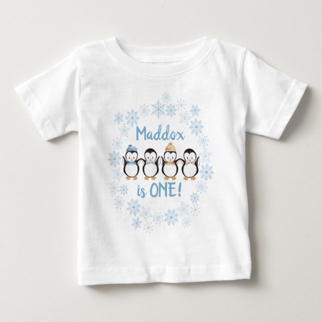 Camiseta Para Bebê T-Shirt primeiro aniversario Pinguin Personalizado (Frente)