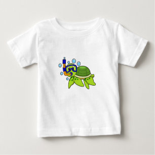 Camiseta Para Bebê Tartaruga a mergulhar com Snorkel