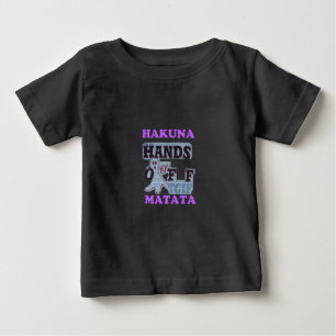 Camiseta Para Bebê TGIF Hakuna Matata Mãos De Cabeça Engraçada