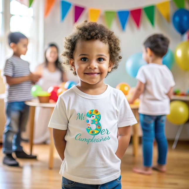 Camiseta Para Bebê Today I turn 3 years old (Hoy cumplo 3 años)