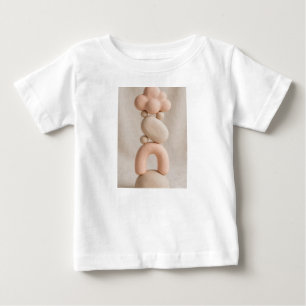 Camiseta Para Bebê Totem de Argila Minimalista Abstrata Vertical