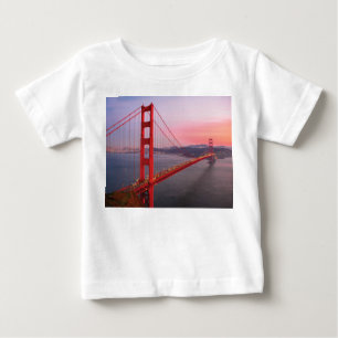 Camiseta Para Bebê Travesseiro decorativo da ponte ouro