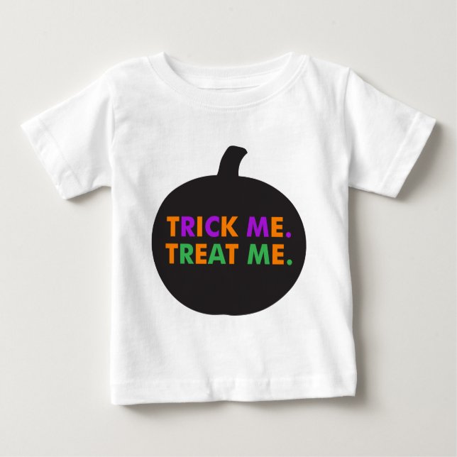 Camiseta Para Bebê Trick Me Tratar, Múltiplas Cores (Frente)