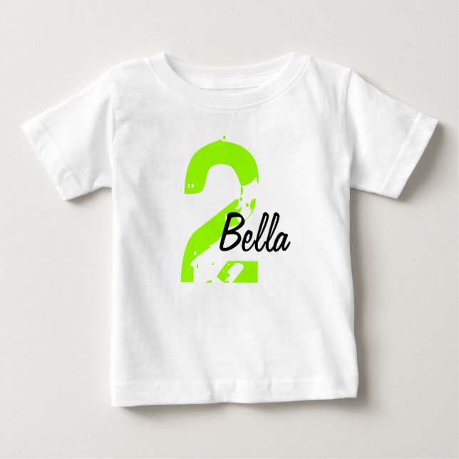 Camiseta Para Bebê Tshirt verde e preto do nome e da idade (Frente)