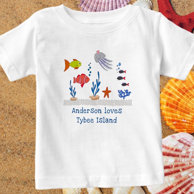 Camiseta Para Bebê Tybee Island GA Merge Ocean Fish com Nome para Cri (Criador carregado)