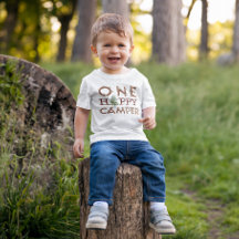 Um Camper Baby T-Shirt feliz para acampamento Tema