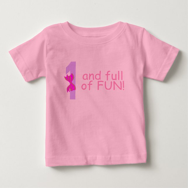 Camiseta Para Bebê Um e cheio do divertimento (arco) (Frente)