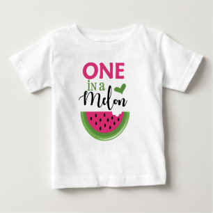 Camiseta Para Bebê Um em um t-shirt do rosa da melancia do melão
