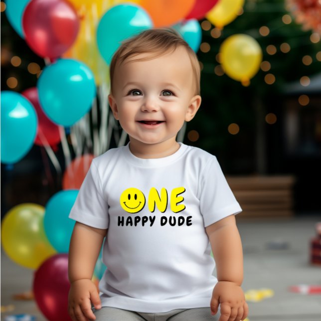 Camiseta Para Bebê Um primeiro aniversario Feliz Sorriso Amarelo (Criador carregado)