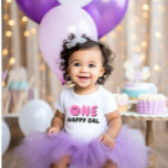 Camiseta Para Bebê Um primeiro aniversario Gal Feliz, Rosa Smiley<br><div class="desc">Estamos sempre a adicionar novas designs semanais!</div>