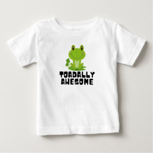Camiseta Para Bebê Um Sapo Engraçado E Incrível
