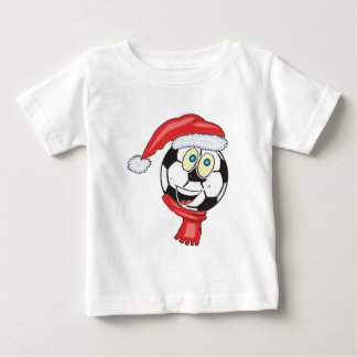 Camiseta Para Bebê Uma bola de futebol do Natal feliz que veste um