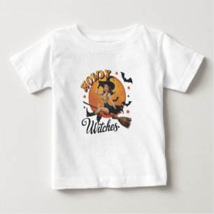 Camiseta Para Bebê Uma bruxa alegre cavalgando uma vassoura