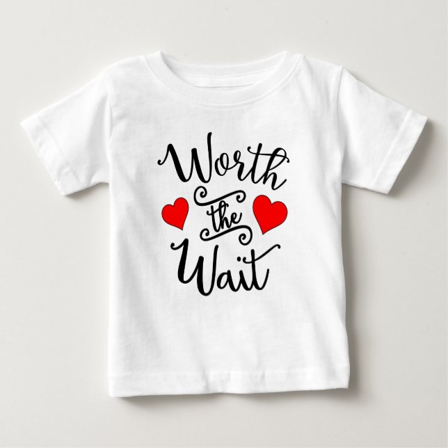Camiseta Para Bebê Vale o Estilo de Espera: Toddler Ruffle Tee (Frente)