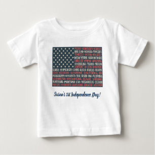 Camiseta Para Bebê Vintage Faded American Flag State Names Words Art