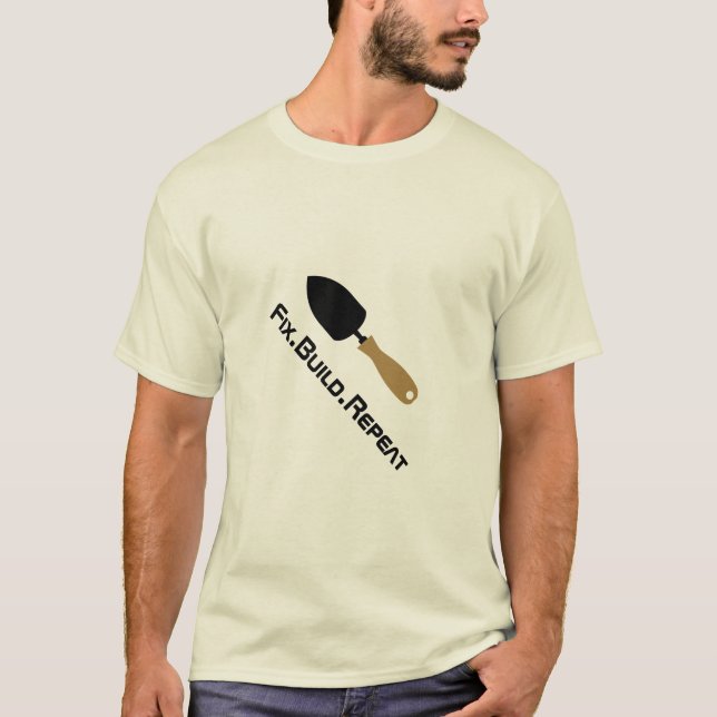 Camiseta para Clube de Reparos de Fim de Semana (Frente)