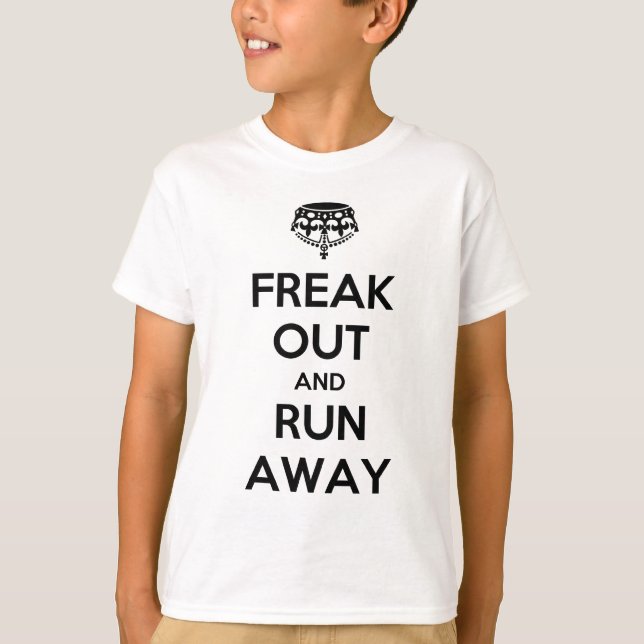 Camiseta Para fora o funcionamento arrepiante afastado (Frente)