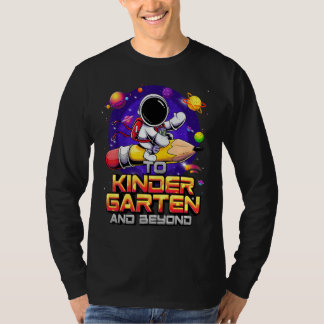 Camiseta Para o jardim de infância e além astronauta de vol
