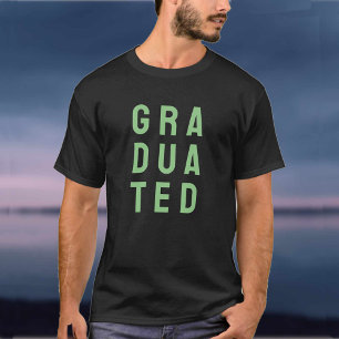 Camiseta Para os Recém-Formados. Um Graduado