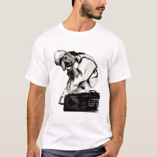 Camiseta Para trás no t-shirt do dia