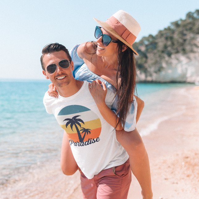 Camiseta Paraíso casal (Couples enjoying their honeymoon)
