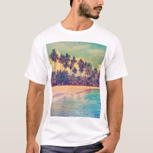 Camiseta Paraíso tropical: mar, hotel, praia.