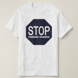 Camiseta Parar de Encontrar Sinal de Tubarões