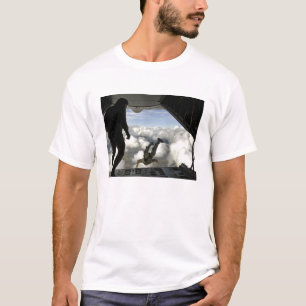 Camiseta Pararescuemen salta a parte traseira de A.A. - 130